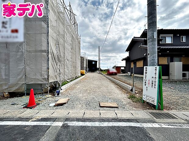 3号棟への通路部分。住宅ローンにご不安のあるお客様も、まずはお気軽にご相談下さい。お客様に最適な資金計画と金融機関をご案内いたします。