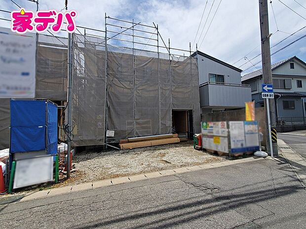 上棟しました。ご見学希望のお客様につきましては同型同仕様の物件にご案内いたします
