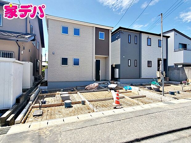 住宅ローンにご不安のあるお客様も、まずはお気軽にご相談下さい。お客様に最適な資金計画と金融機関をご案内いたします。