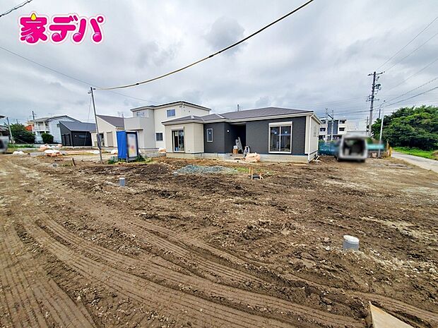 住宅ローンにご不安のあるお客様も、まずはお気軽にご相談下さい。お客様に最適な資金計画と金融機関をご案内いたします。