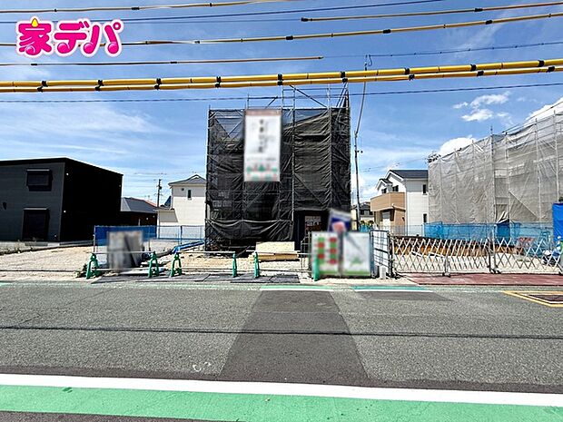 住宅ローンにご不安のあるお客様も、まずはお気軽にご相談下さい。お客様に最適な資金計画と金融機関をご案内いたします。