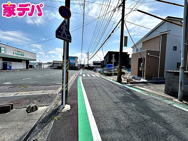 前面道路:東側約6.1m幅