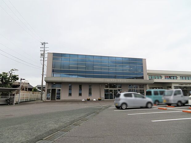 JA蒲郡市 中部支店(570m)