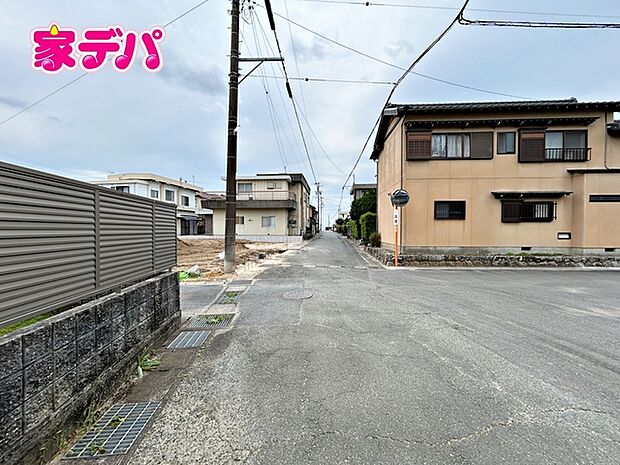 前面道路:北西側約5.4m幅