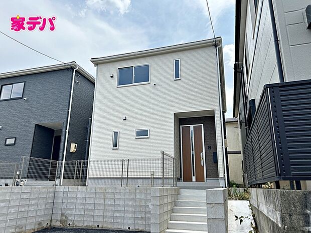 完成しました!現地ご案内いたします。周辺環境や陽当たりなどもあわせてご確認いただけます。実際の住み心地をイメージしながらご見学いただけますので、お気軽にお問い合わせください!