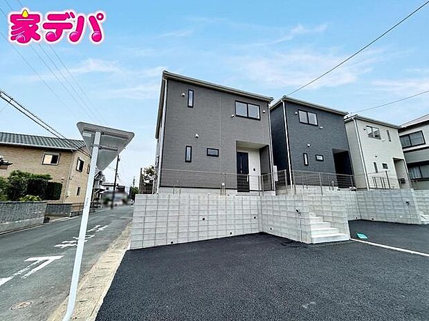 完成しました!現地ご案内いたします。周辺環境や陽当たりなどもあわせてご確認いただけます。実際の住み心地をイメージしながらご見学いただけますので、お気軽にお問い合わせください!