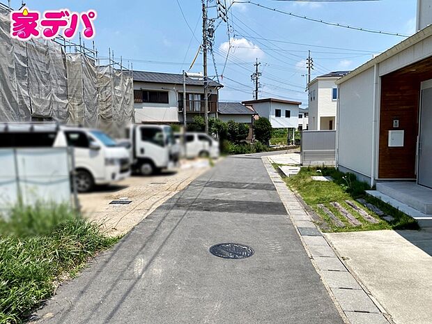 前面道路:北東側約3.5m(セットバックあり)