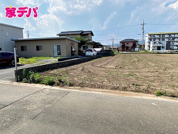 地域に密着した不動産販売でお客様のニーズに、経験豊富なスタッフが柔軟にご対応させて頂きます。