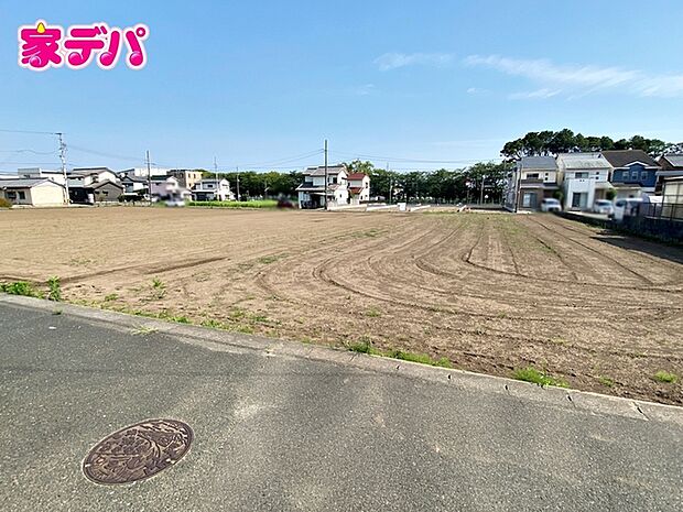住宅ローンにご不安のあるお客様も、まずはお気軽にご相談下さい。お客様に最適な資金計画と金融機関をご案内いたします。