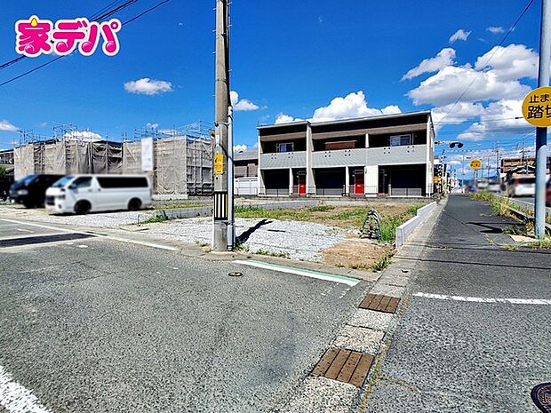 住宅ローンにご不安のあるお客様も、まずはお気軽にご相談ください。お客様に最適な資金計画と金融機関をご案内いたします。ご希望やご状況をお伺いしながら、無理のない返済計画をご提案いたします。