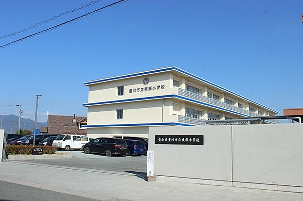 東部小学校(2720m)