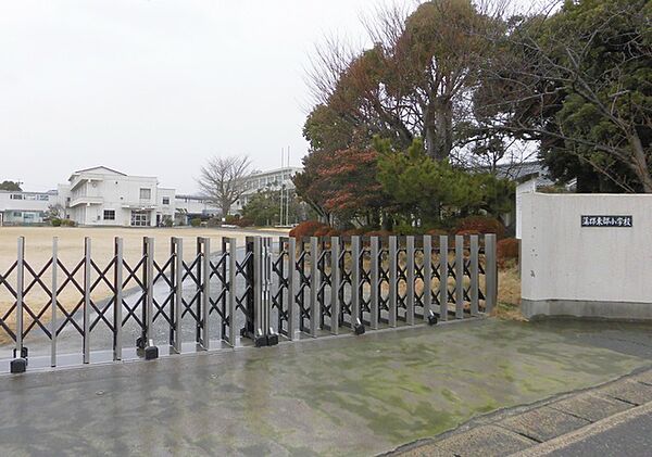 蒲郡東部小学校（1010m）