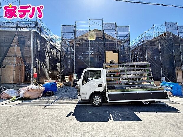 上棟しました!ご見学希望のお客様につきましては現地の他に同社の完成物件にて設備や仕様などご確認いただけます。