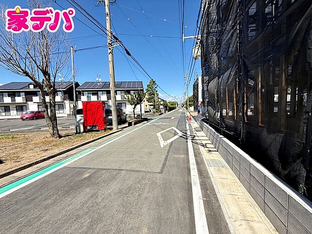 前面道路:北西側約5.4m幅