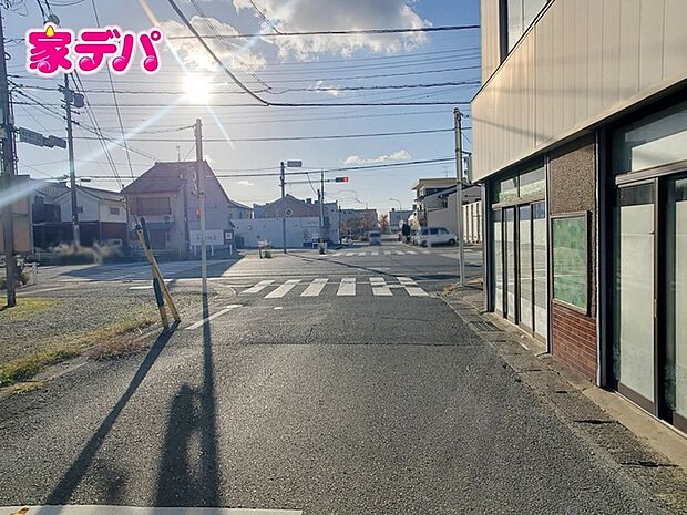 前面道路:北西側約5.9m幅