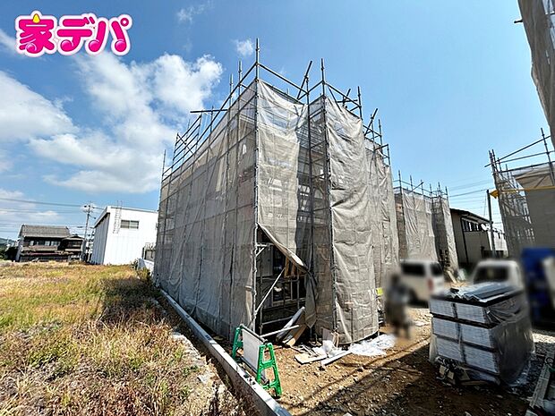 上棟しました。ご見学希望のお客様につきましては同型同仕様の物件にご案内いたします