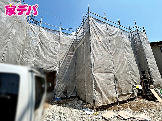 【3号棟】上棟しました! ・長期優良住宅 ・4LDK ・LDK17帖、隣接洋室4.5帖 ・全居室南向き ・2階全室にウォークインクローゼット完備 ・全居室収納完備 ・2面バルコニー
