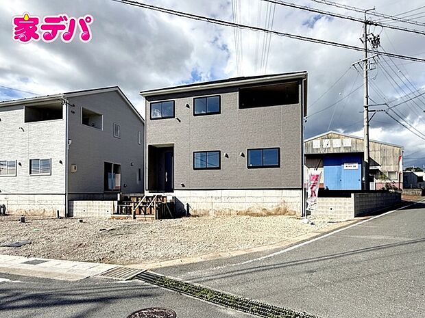 地域に密着した不動産販売でお客様のニーズに、経験豊富なスタッフが柔軟にご対応させて頂きます。