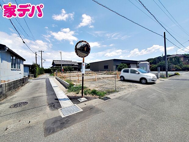 【新築分譲全2棟】ご成約キャンペーン実施中。詳細はスタッフまでお問合せ下さい！間取りや設備等の詳細など、お気軽にお問合せ・ご相談ください。お客様の住まい探しを丁寧にお手伝いいたします。 