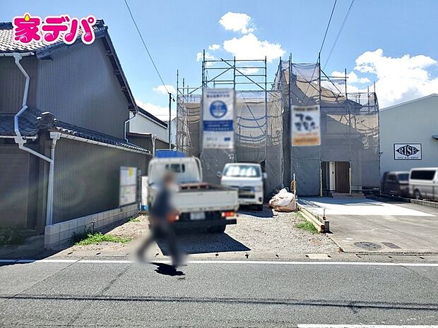 上棟しました！ご見学希望のお客様につきましては現地の他に同社の完成物件にて設備や仕様などご確認いただけます。 