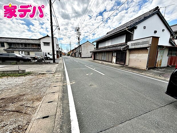 前面道路:北東側約7.5m幅