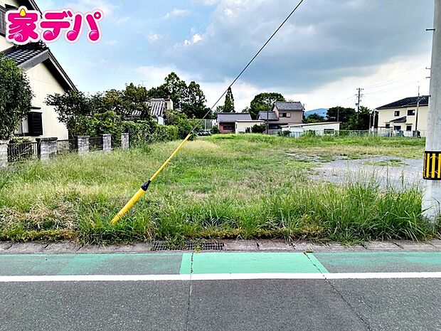 建築予定地です。ご見学希望のお客様につきましては同型同仕様の物件にご案内いたします。当日のご連絡でも対応いたします。お気軽に『家デパ』までお問い合わせ下さい!経験豊富なスタッフが対応いたします。