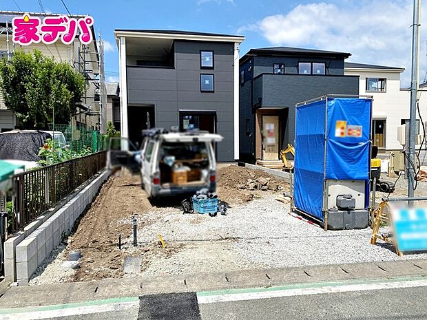 現地や周辺環境もあわせてご確認いただけます。現地ご案内いたします。お気軽にお問い合わせください。実際の陽当たりや前面道路、周辺の環境などもぜひ現地でご確認ください。スタッフが丁寧にご案内いたします。 