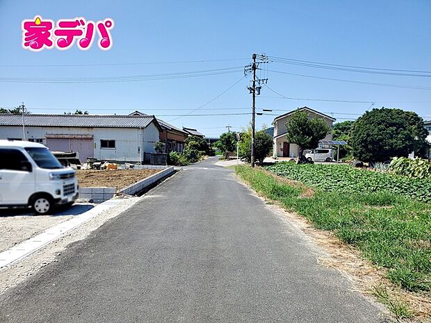 【新築分譲全3棟】ご成約キャンペーン実施中。詳細はスタッフまでお問合せ下さい！間取りや設備等の詳細など、お気軽にお問合せ・ご相談ください。お客様の住まい探しを丁寧にお手伝いいたします。 