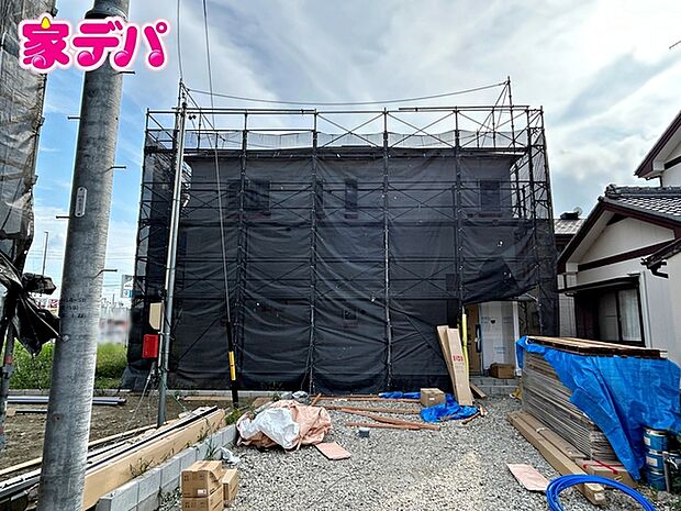 住宅ローンにご不安のあるお客様も、まずはお気軽にご相談ください。お客様に最適な資金計画と金融機関をご案内いたします。ご希望やご状況をお伺いしながら、無理のない返済計画をご提案いたします。