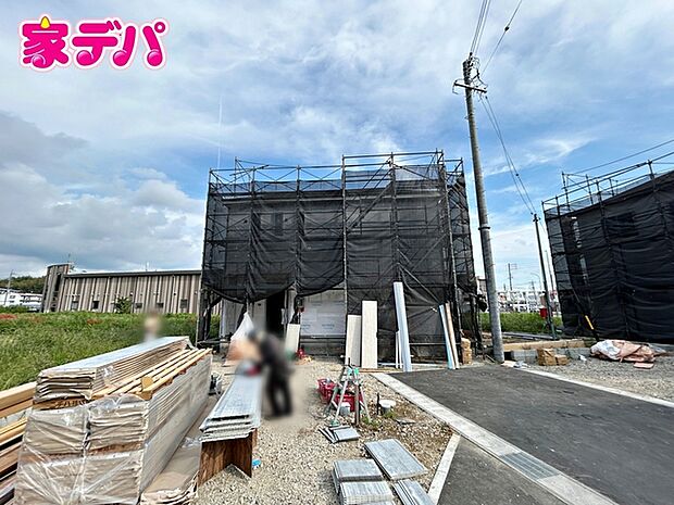 現地や周辺環境もあわせてご確認いただけます。現地ご案内いたします。お気軽にお問い合わせください。実際の陽当たりや前面道路、周辺の環境などもぜひ現地でご確認ください。スタッフが丁寧にご案内いたします。