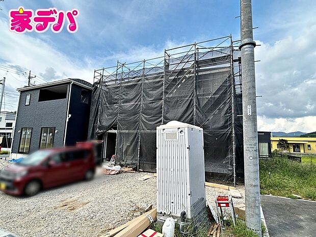 地域に密着した不動産会社として、お客様のニーズに合わせた住まい探しを、経験豊富なスタッフが丁寧にサポートします。住まいに関することはお気軽にご相談ください!資料のご請求も迅速に対応させていただきます。
