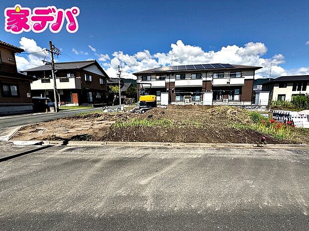 建築予定地です。ご見学希望のお客様につきましては同型同仕様の物件にご案内いたします。当日のご連絡でも対応いたします。お気軽に『家デパ』までお問い合わせ下さい!経験豊富なスタッフが対応いたします。