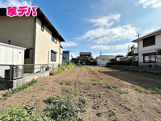 住宅ローンにご不安のあるお客様も、まずはお気軽にご相談ください。お客様に最適な資金計画と金融機関をご案内いたします。ご希望やご状況をお伺いしながら、無理のない返済計画をご提案いたします。 