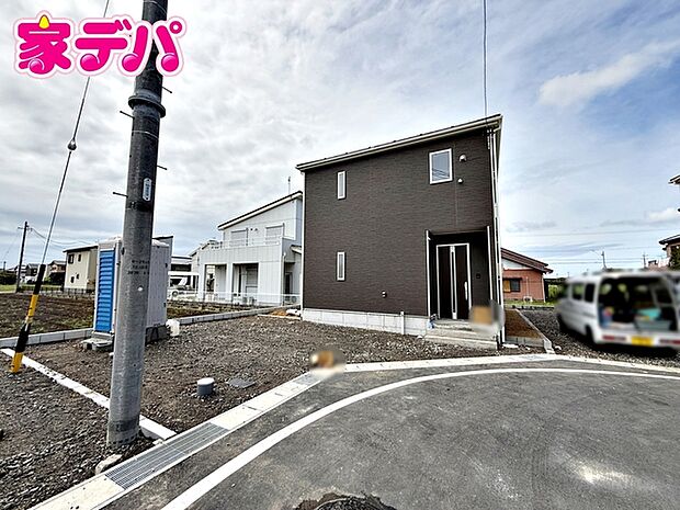 足場が外れました!現地ご案内いたします。周辺環境や陽当たりなどもあわせてご確認いただけます。実際の住み心地をイメージしながらご見学いただけますので、お気軽にお問い合わせください!