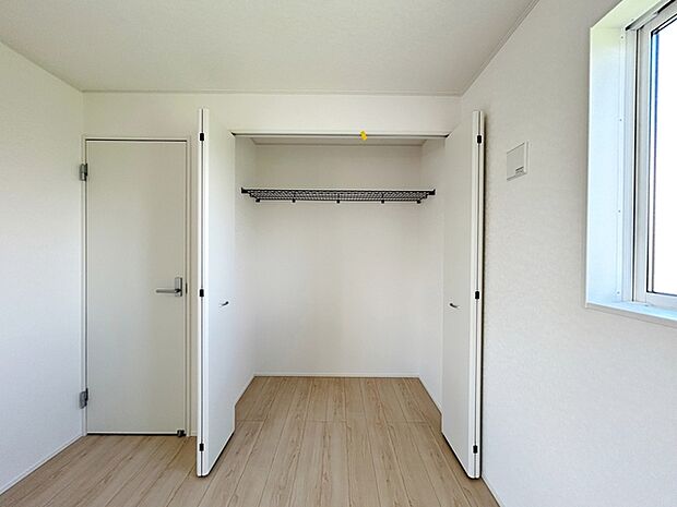 【CL】 全居室に収納が備わっており、衣類や雑貨、お子様のおもちゃなどもしっかり整理できます。各部屋をすっきりと使いやすく、生活スペースを有効に活用できます!