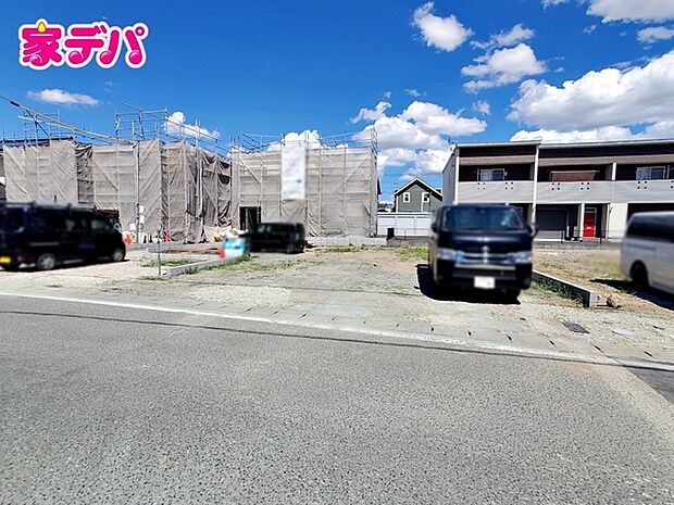 建築予定地です。ご見学希望のお客様につきましては同型同仕様の物件にご案内いたします。当日のご連絡でも対応いたします。お気軽に『家デパ』までお問い合わせ下さい!経験豊富なスタッフが対応いたします。