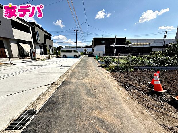 前面道路:北側約4m幅