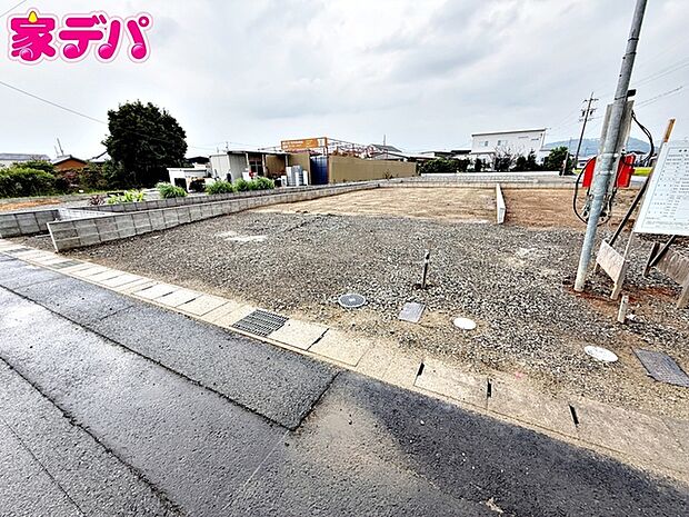 地域に密着した不動産販売でお客様のニーズに、経験豊富なスタッフが柔軟にご対応させて頂きます。