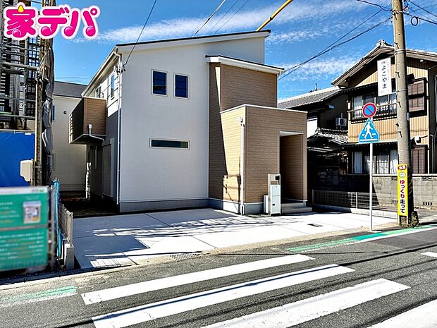 完成しました!現地ご案内いたします。周辺環境や陽当たりなどもあわせてご確認いただけます。実際の住み心地をイメージしながらご見学いただけますので、お気軽にお問い合わせください!