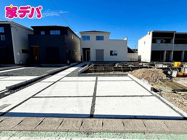 現地や周辺環境もあわせてご確認いただけます。現地ご案内いたします。お気軽にお問い合わせください。実際の陽当たりや前面道路、周辺の環境などもぜひ現地でご確認ください。スタッフが丁寧にご案内いたします。