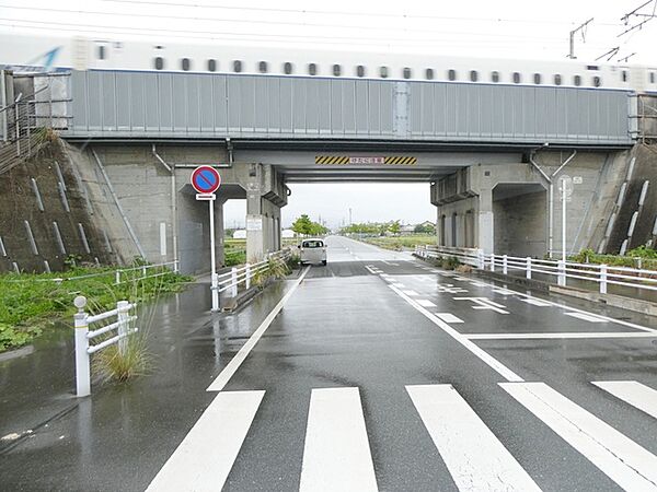 前面道路：南東側 幅員16m