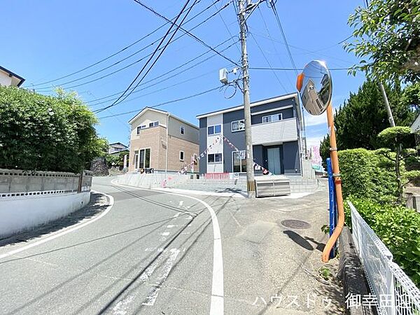 ■理想を叶える新しい暮らしの舞台■高いデザイン性と機能性を兼ね備えた住まい。ここで、家族の新しい物語が始まります。
