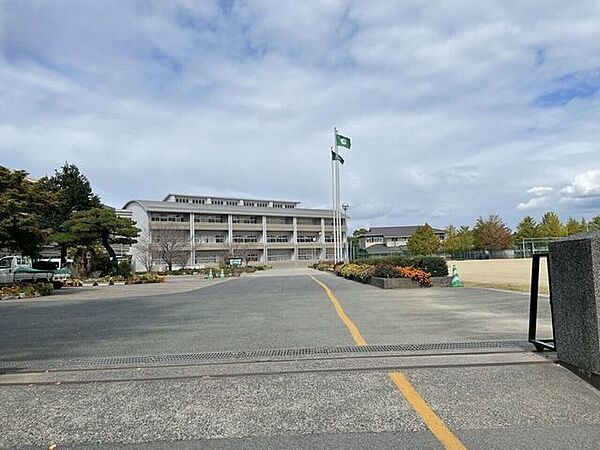 下益城城南中学校 1970m