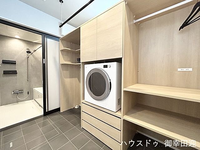 室内 熊本市東区東京塚町20-26付近