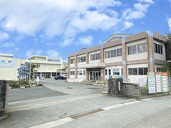 鹿南中学校 800m