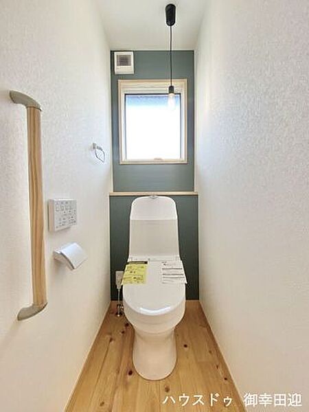 ■一人になれる安らぎの場所■清潔さと静けさを両立した空間。心落ち着くひとときを過ごせる、プライベートなレストルームです。