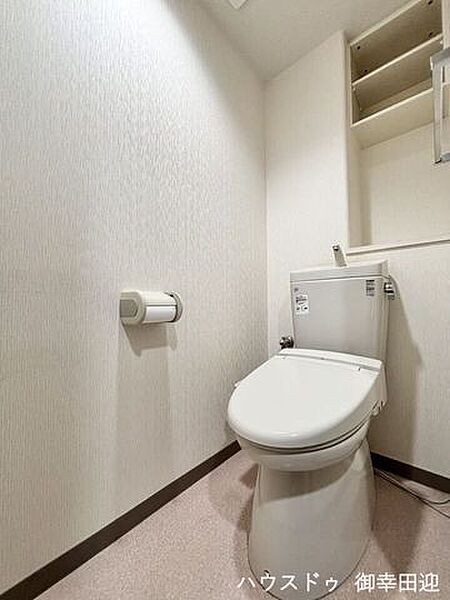■一人になれる安らぎの場所■清潔さと静けさを両立した空間。心落ち着くひとときを過ごせる、プライベートなレストルームです。