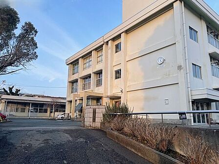 桜山中学校 1840m
