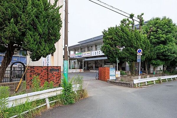 江原中学校 930m