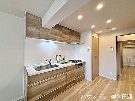 ■家族の「美味しい」が集まる舞台■高い機能性と美しいデザインを両立。料理する人も、待つ人も、笑顔になれる場所です。